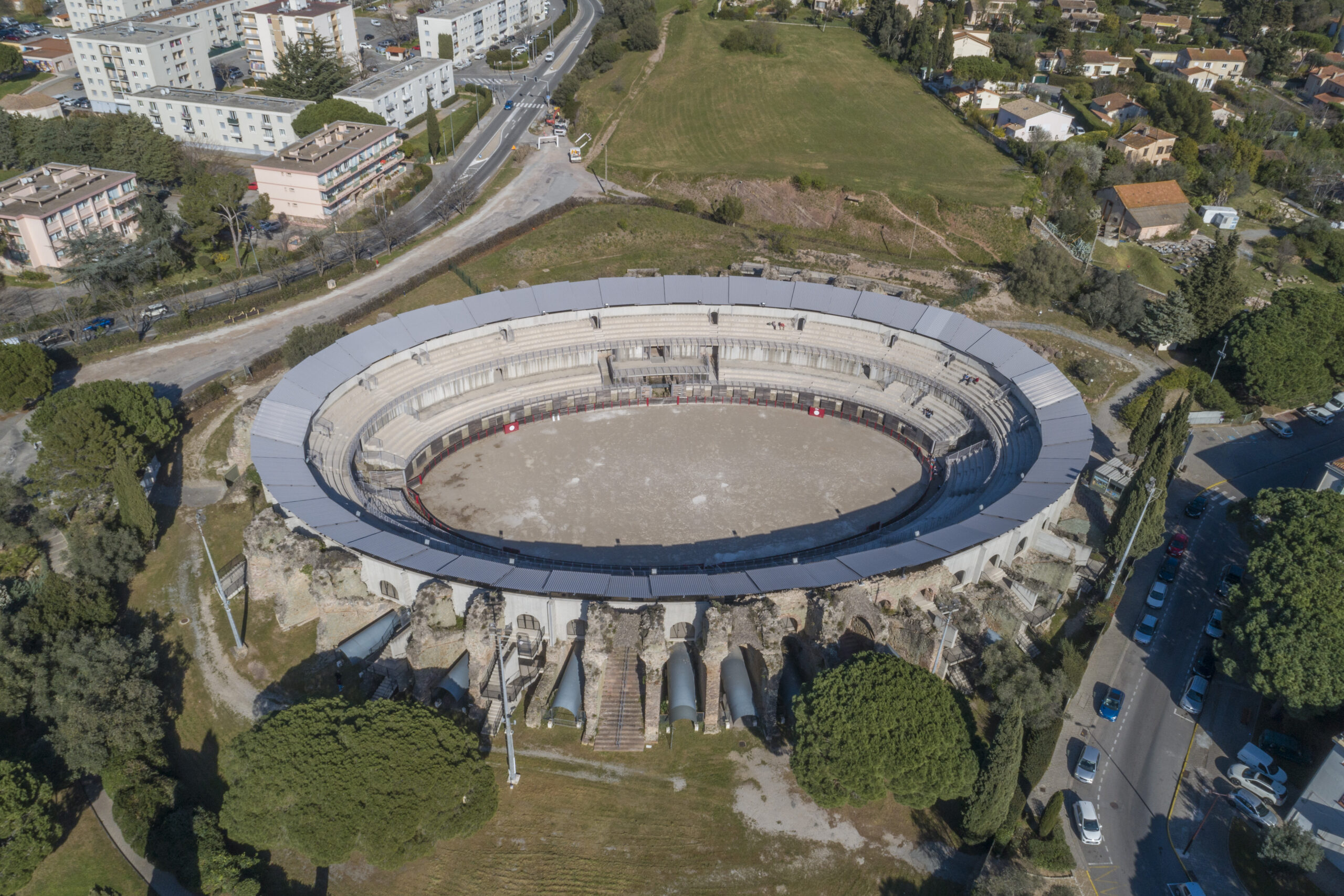 Type=N, Mode=A, DE=None Photo des arènes de Fréjus