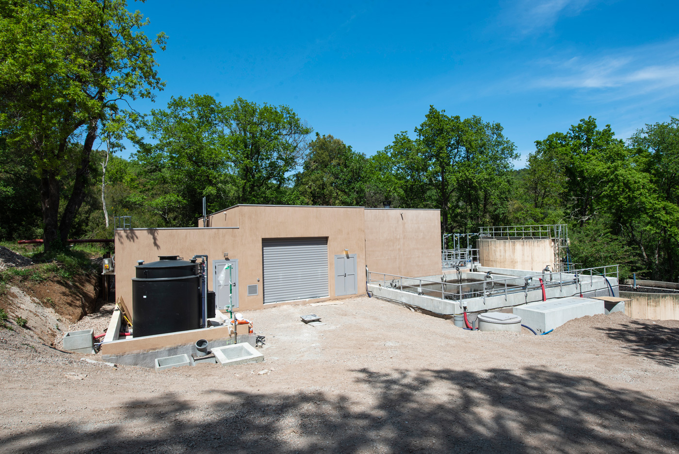 Photo de la nouvelle station d'épuration aux Adrets de l'Estérel