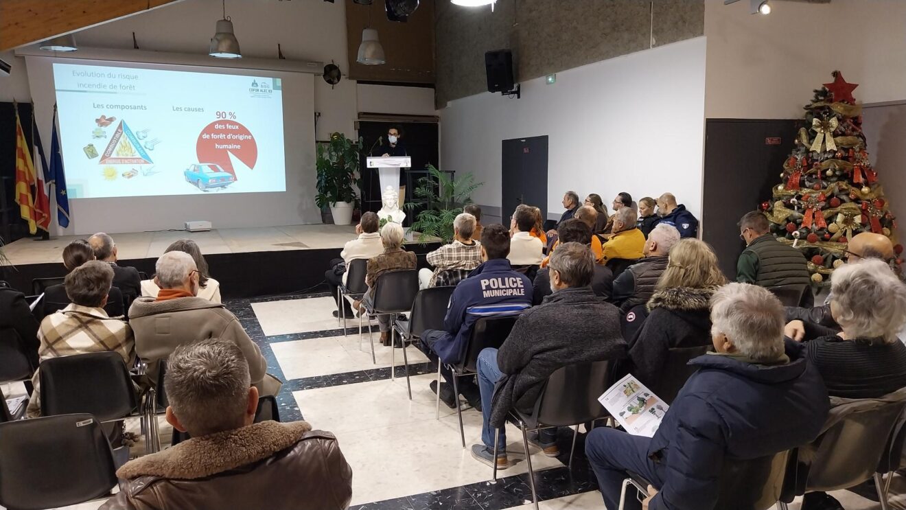 Conférence OLD : une mobilisation citoyenne réussie aux Adrets-de-l’Estérel